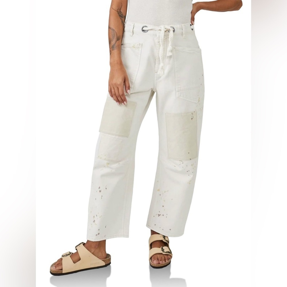 Washed Wide Leg Jeans - Picture 12 of 14